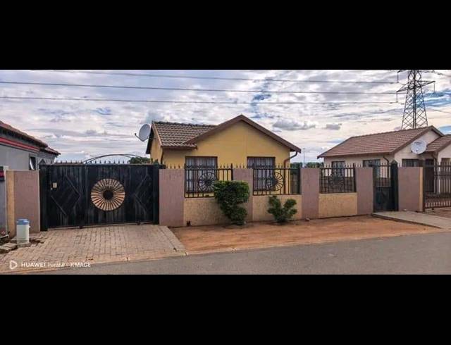 2 BEDROOM PROPERTY TO RENT IN SOSHANGUVE VV